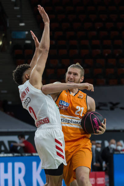 引进高水平 引进高水平