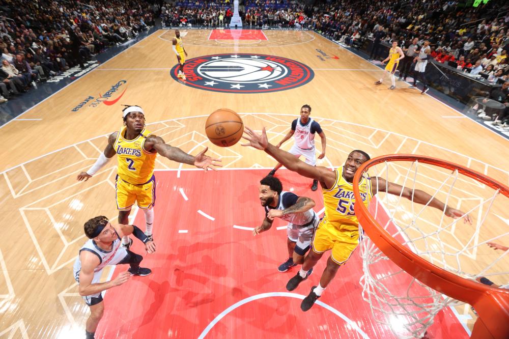 18岁的刘 18岁的刘