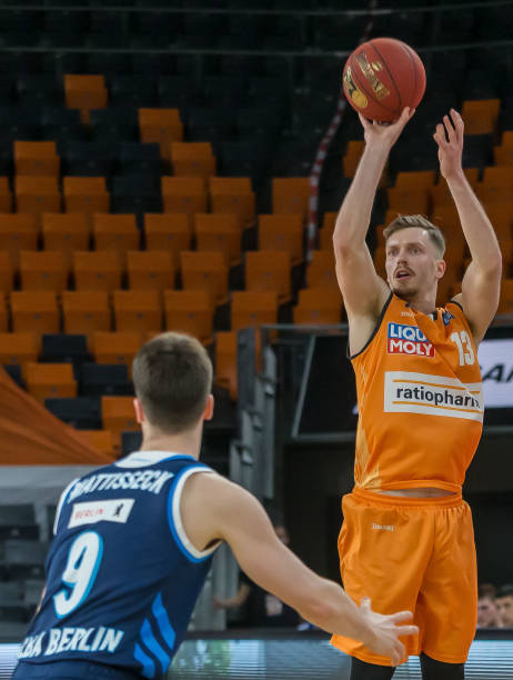 现高分连续 现高分连续