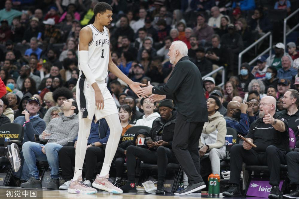 现则略显松 现则略显松