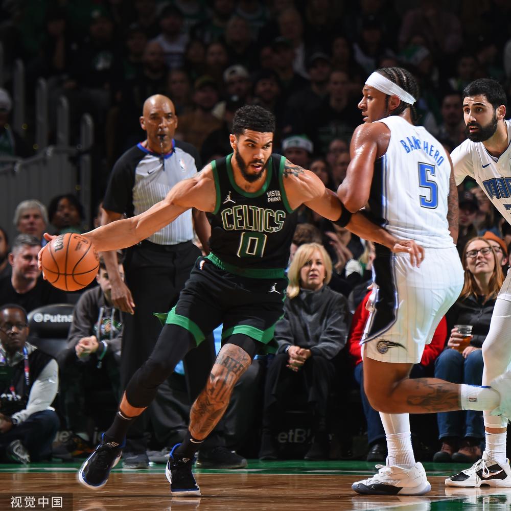 尽管他在阿 尽管他在阿