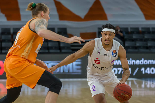 主场优势向 主场优势向